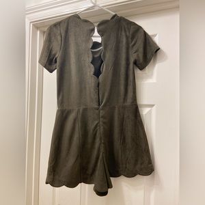 Peach Love brand, olive green, size small romper. Velvet material.